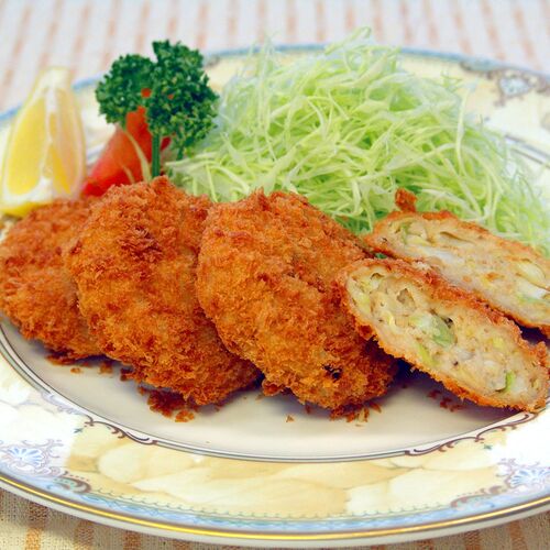 静岡 まぐろとキャベツのメンチかつ B