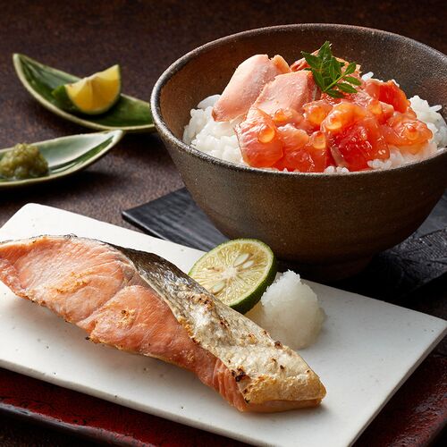 北海道産 新巻鮭&鮭といくらのルイベ漬セット A (切身半身 700g・ルイベ漬 100g)
