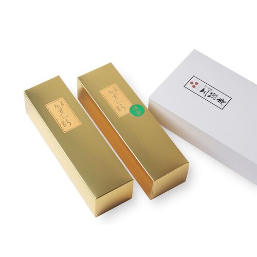 京都・伏見 「三源庵」 金箔カステラ