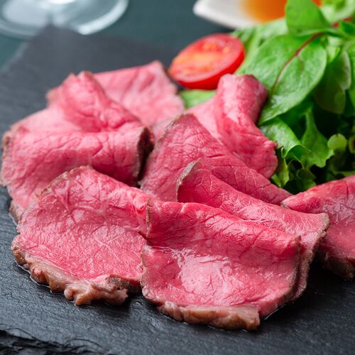 鹿児島黒牛のローストビーフ（ソース付)